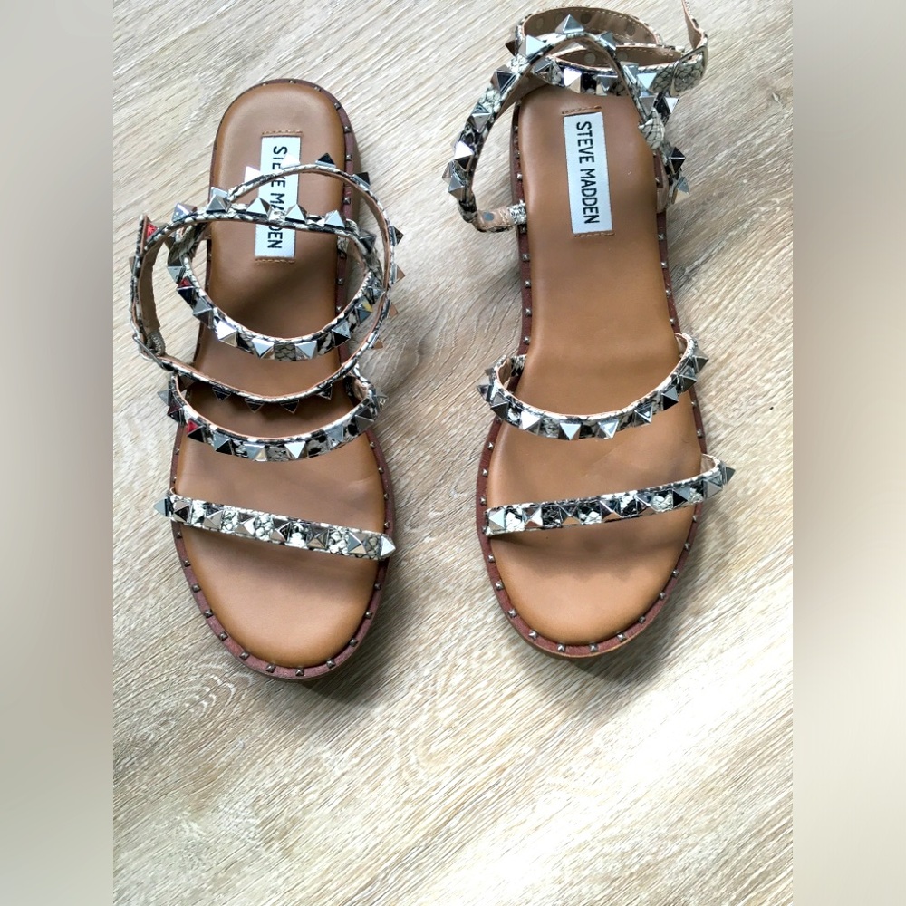 EUC Steve Madden Sandals- size 7.5